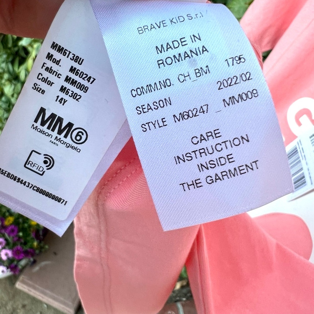 Maison Margiela Shirt Salmon Pink Logo Tee Unisex Size 14Y fits Womens Small NWT - Picture 8 of 8